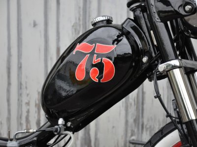 196