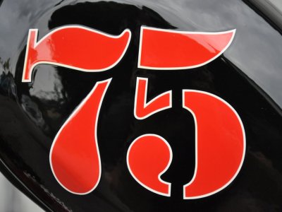 225